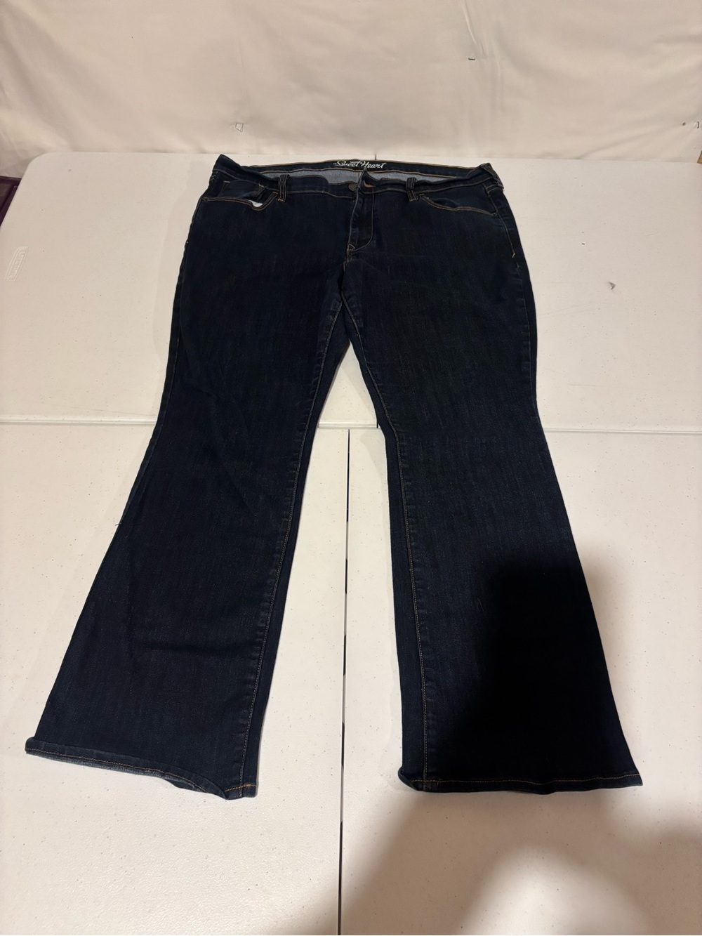 Old Navy Sweetheart High Rise Bootcut Jeans Women’s Size 16 Short 29” Inseam